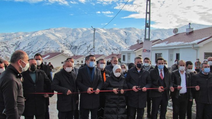 BAŞKAN BAY, İLÇEDEKİ TOKİ YATIRIMLARINI DEĞERLENDİRDİ